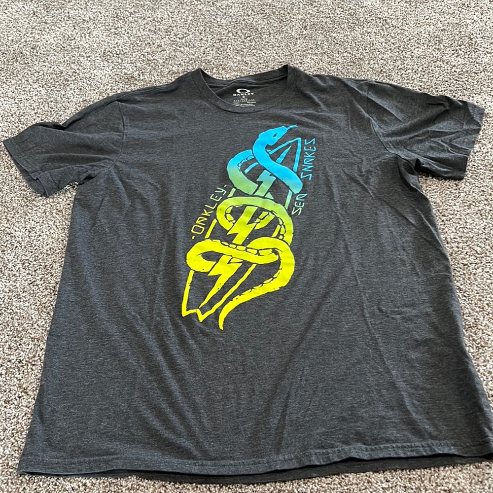 Men’s Oakley T-Shirt